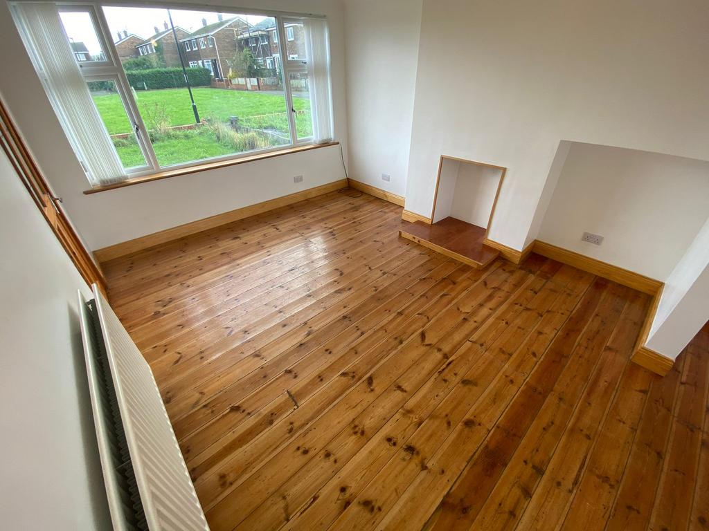 Eastbourne Square, Carley Hill... 3 bed terraced house £650 pcm (£150 pw)