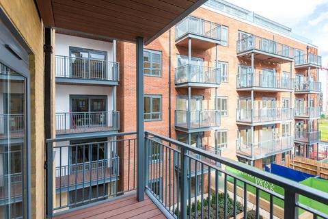 2 bedroom apartment for sale, Boulevard Drive, Beaufort Park, Colindale, NW9