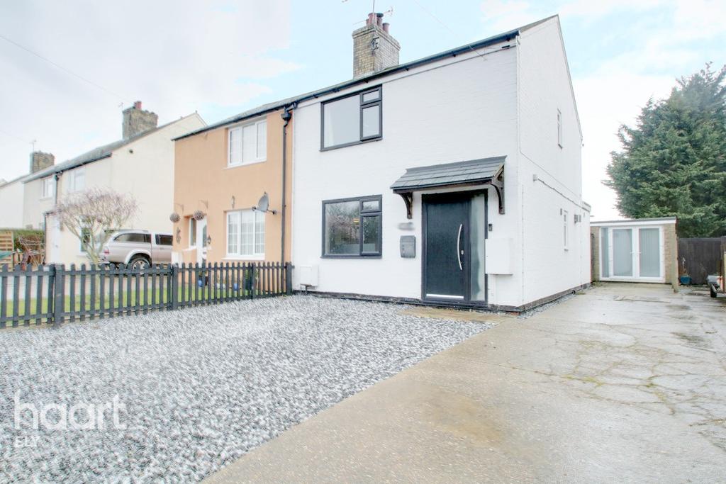 Lawn Lane, Ely 3 bed semidetached house for sale £300,000