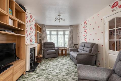 51 Flowerhill Way, Istead Rise, Gravesend, DA13 9DS