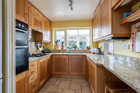51 Flowerhill Way, Istead Rise, Gravesend, DA13 9DS