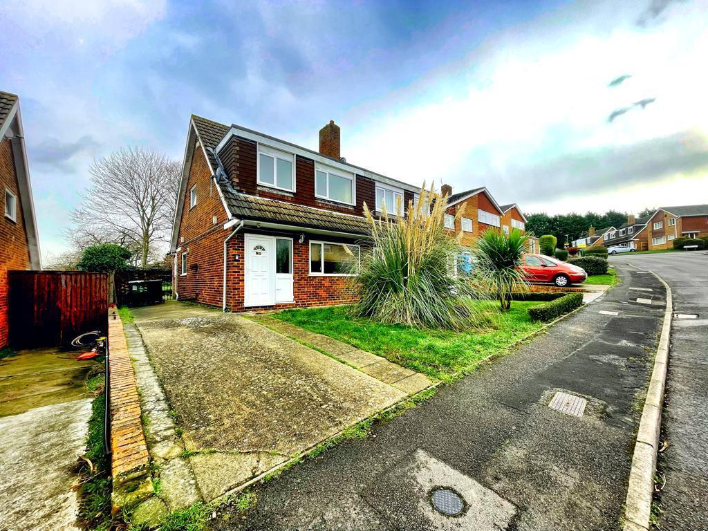 Forest Hill, Maidstone, Kent, ME15 3 bed semidetached house £1,400