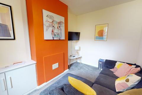 4 bedroom terraced house to rent, 7 Waterloo Promenade, Nottingham, NG7 4AT