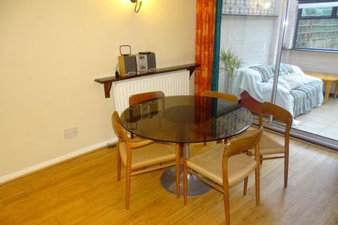 46 Woodthorpe Road, Ashford, TW15 2RU