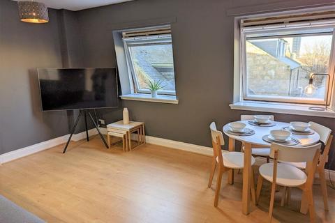 2 bedroom flat to rent, Golden Square, City Centre, Aberdeen, AB10