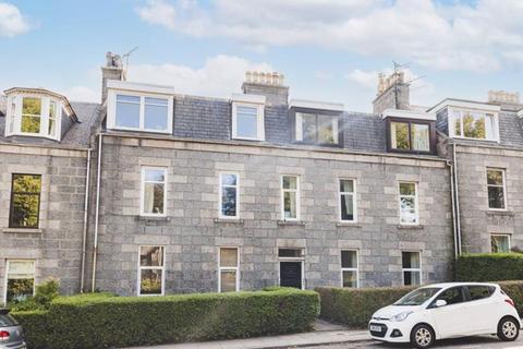 2 bedroom ground floor flat to rent, Watson Street, Ground Floor Right, AB25