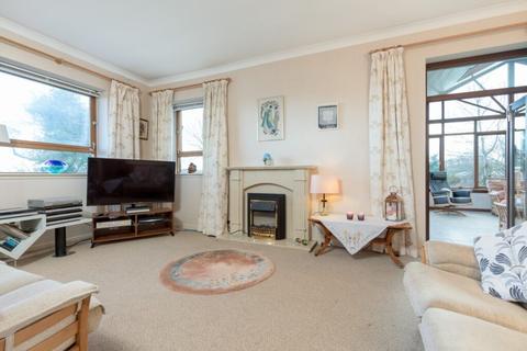 175 Eaglesham Road, Clarkston, Glasgow, G76 8RH