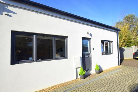 1, William Court, 94 Dedworth Road, Windsor, SL4 5AY