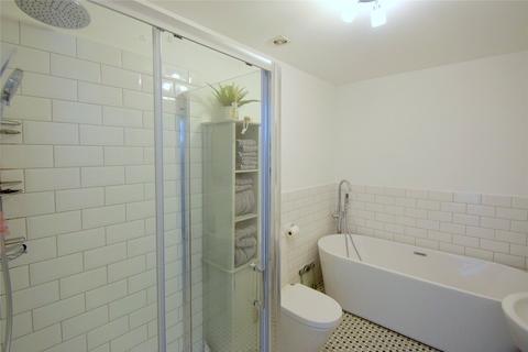 1, William Court, 94 Dedworth Road, Windsor, SL4 5AY