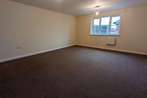 2 bedroom flat to rent, 14-18 High Street, Wickham market