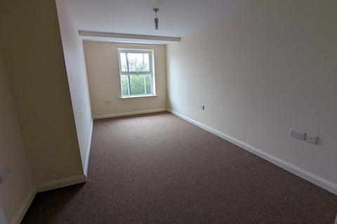 2 bedroom flat to rent, 14-18 High Street, Wickham market