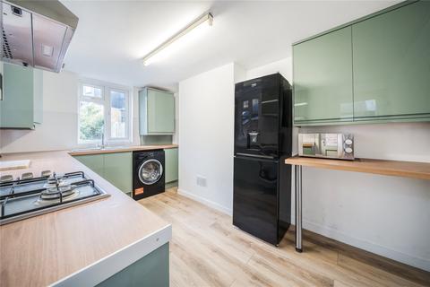 3 bedroom end of terrace house to rent, Bushberry Road, Hackney, London, E9