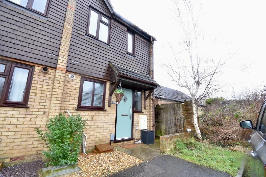 Hospital Road, Arlesey 2 bed end of terrace house £260,000