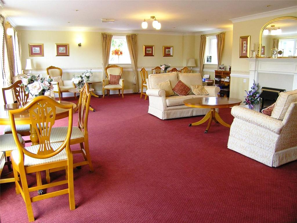 Residents Lounge 2