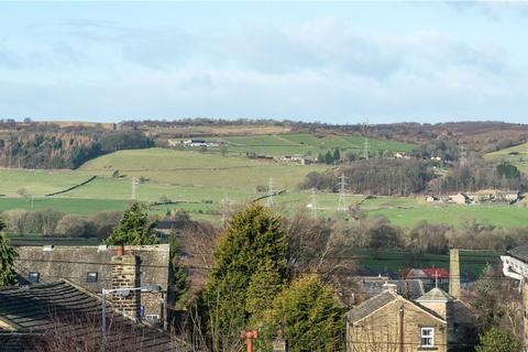 3 bedroom detached house for sale, Main Street, Wilsden, BD15