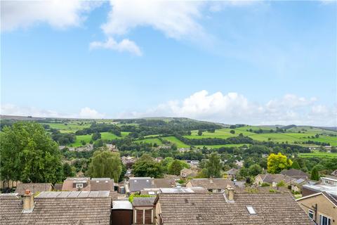 13 Bishop Close, Pateley Bridge, Harrogate, HG3 5LJ