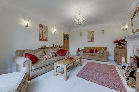 4 Ashleigh Road, Solihull, B91 1AE