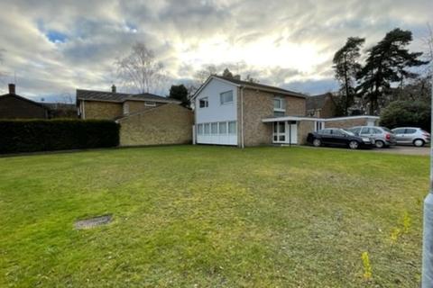 1 Arden Close, Bracknell, RG12 2SG