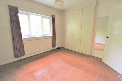 17 Colston Close, Bradford, BD8 0BN