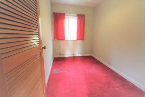 17 Colston Close, Bradford, BD8 0BN