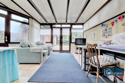 62 Bardon Road, Barwell, Leicester, LE9 8FF