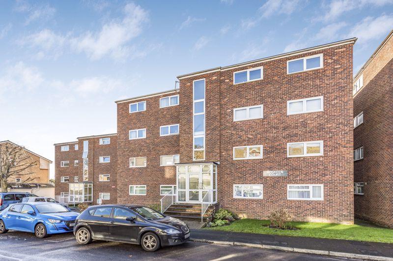 Copper Beech Drive, Portsmouth 3 bed apartment £192,500