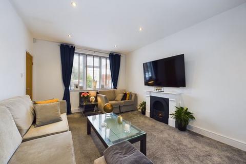 2a Brierley Drive, Middleton, Manchester, M24 1DQ