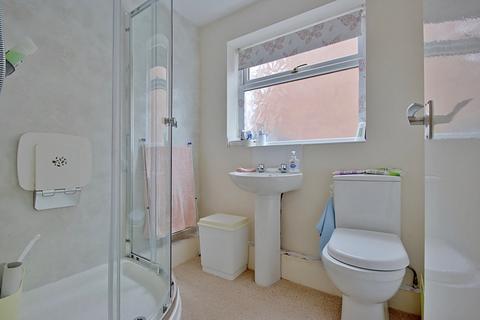 3 Calgary Drive, Worcester, WR2 4DW