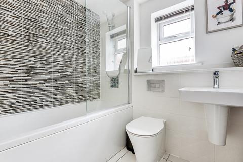 3 Augustus Close, Tadpole Garden Village, Swindon, SN25 2RD