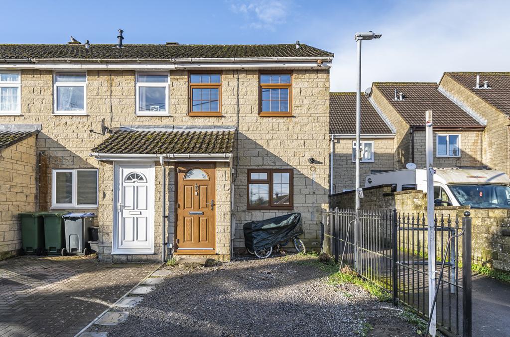 The Pippin, Calne, SN11 2 bed end of terrace house £230,000