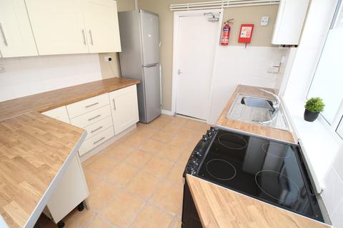 4 bedroom terraced house to rent - Oxford Street, Treforest