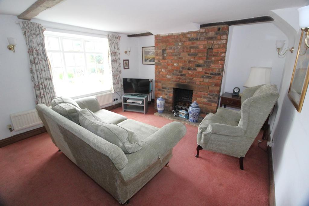 Chapel Road, Breachwood Green, Hitchin, SG4 3 bed end of terrace house