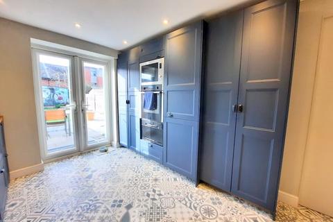 19 New Road, Bedfont, Feltham, TW14 8HW
