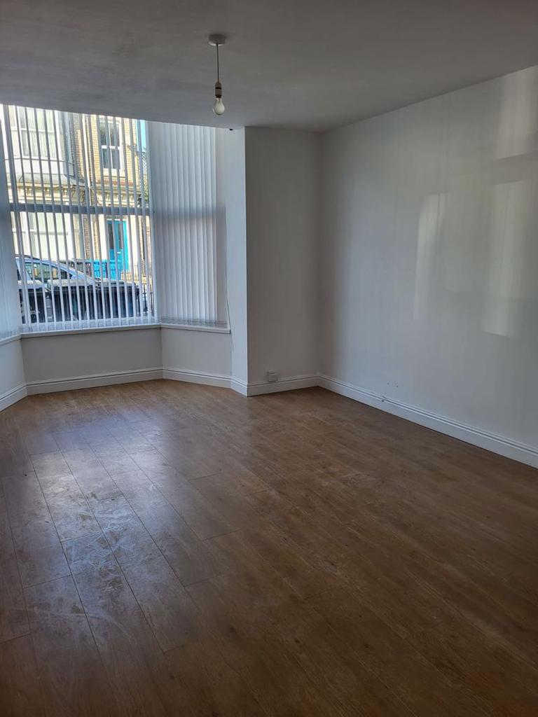 34 Albany Street, Hull 1 bed apartment £450 pcm (£104 pw)