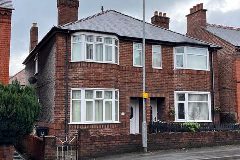 4 bedroom semi-detached house for sale - Ruabon Road, Wrexham