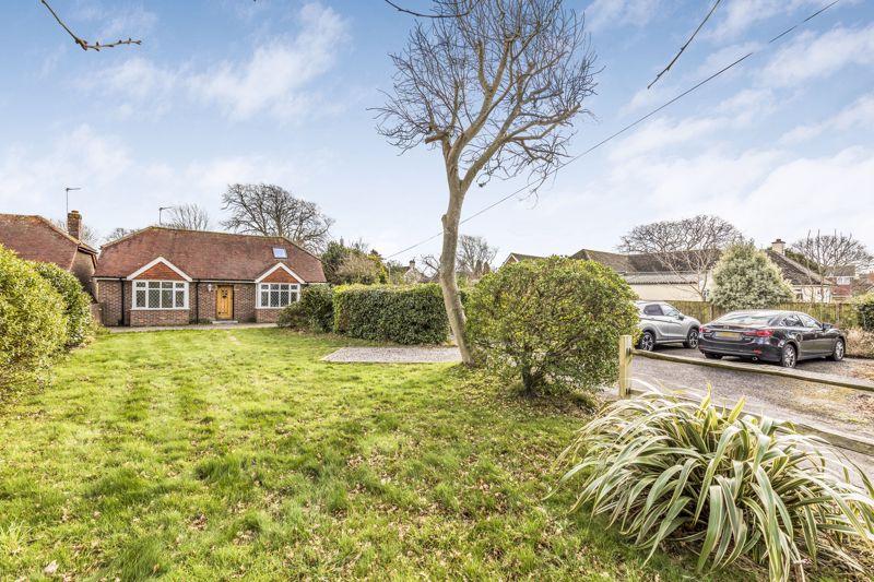 West Lane, Hayling Island 4 bed detached house £575,000