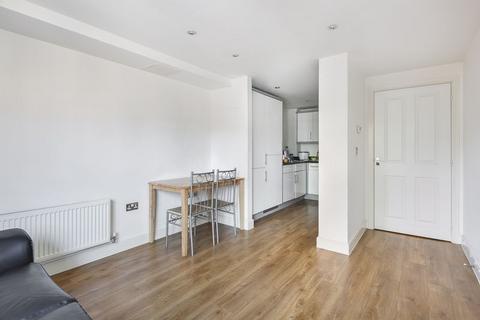 1 bedroom apartment to rent, Invito House, Gants Hill, IG2