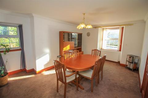5 Langlands Road, Hawick, TD9 7EF