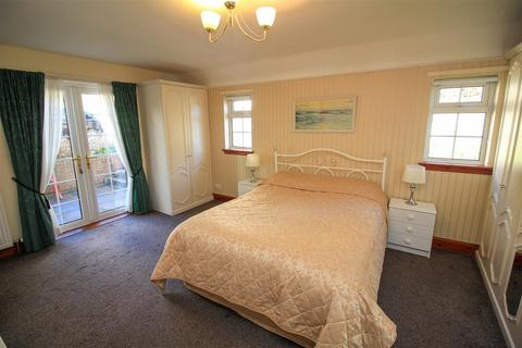 5 Langlands Road, Hawick, TD9 7EF