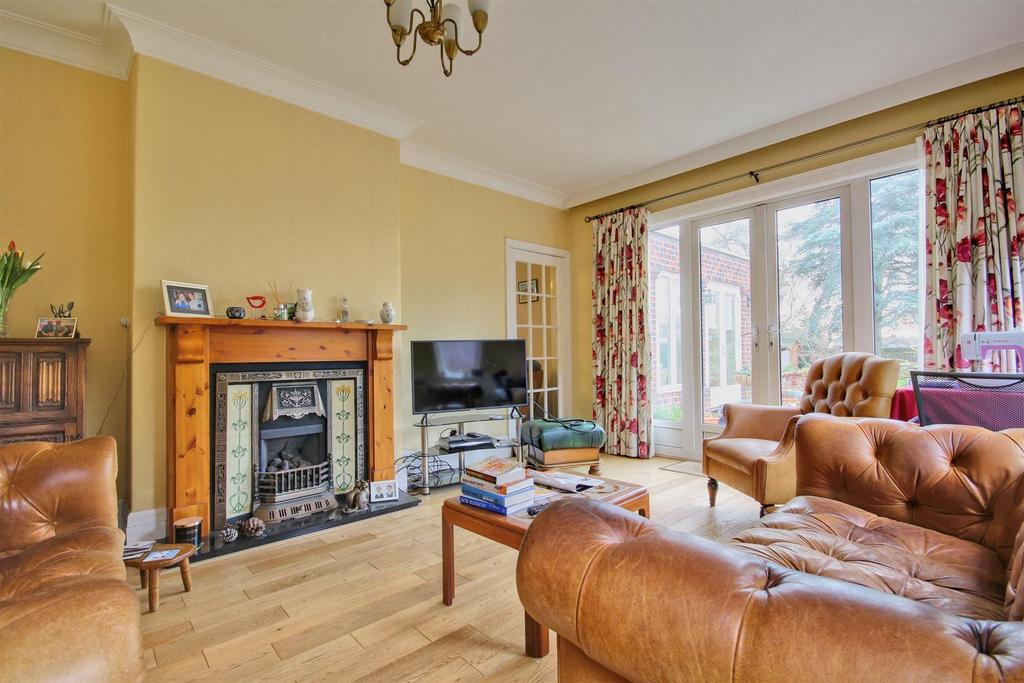Lounge overlooking the garden
