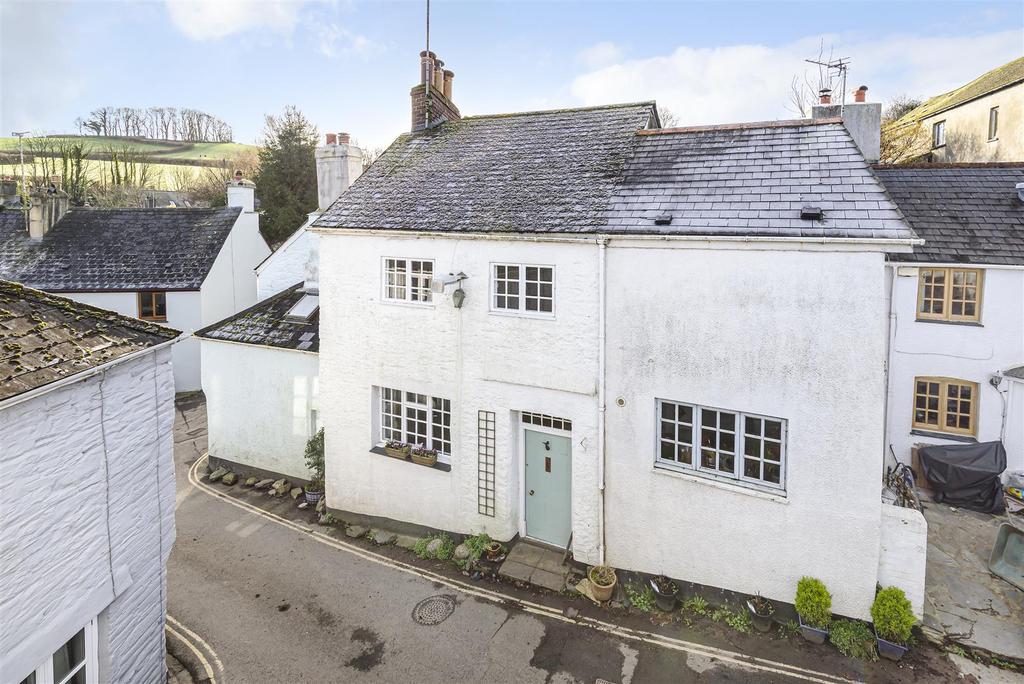 Moreleigh Road, Harbertonford, Totnes 4 bed terraced house £350,000