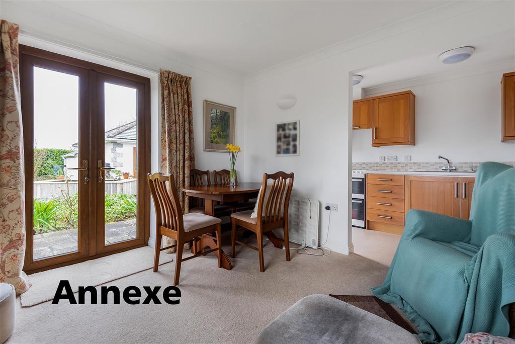 Annexe sitting room.jpg