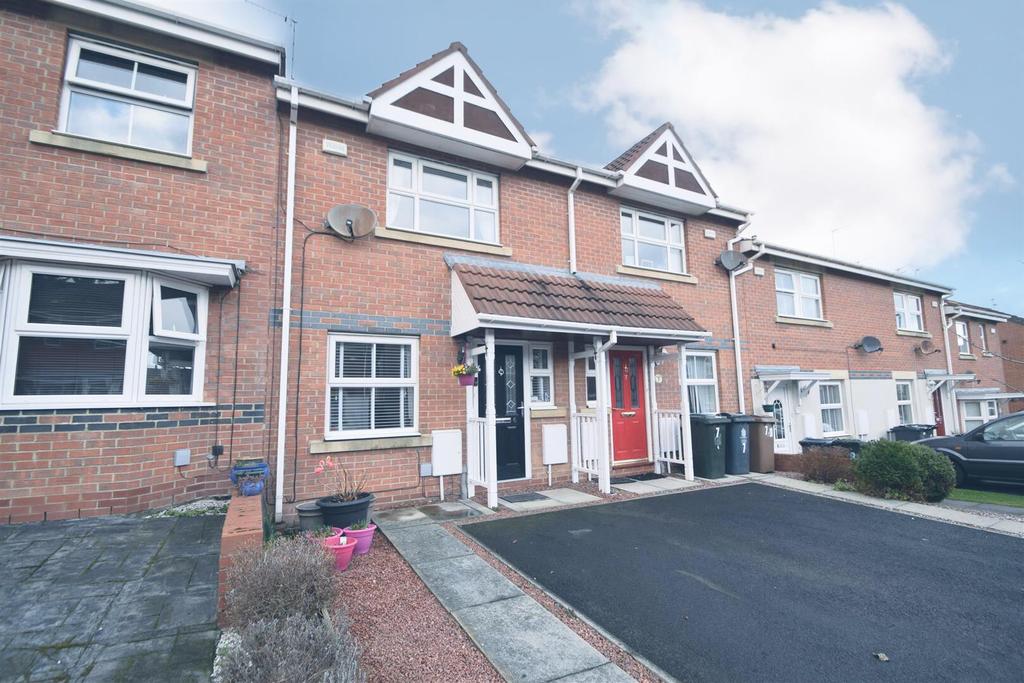Hillheads Court, Whitley Bay 2 bed terraced house £175,000