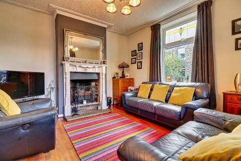 1 Ashgrove, Greengates, Bradford, BD10 0BP