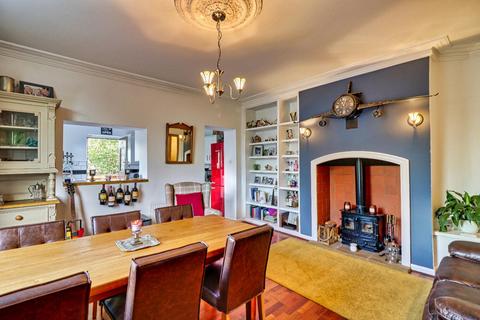 1 Ashgrove, Greengates, Bradford, BD10 0BP