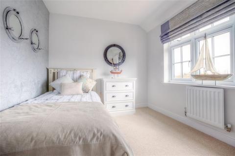 41 Lakeside Avenue, Faversham, ME13 7FE