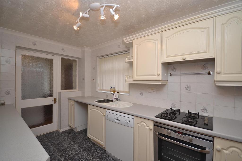 Braemar Drive, Garforth 3 bed detached house £320,000