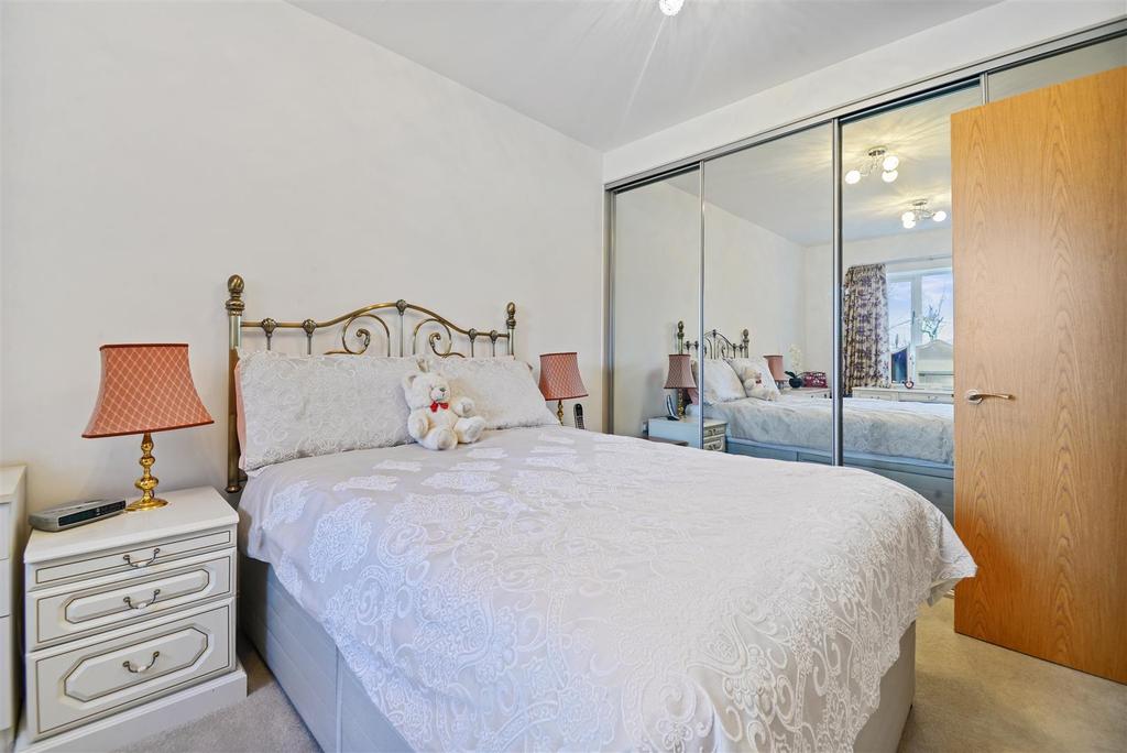 Bedroom .jpg