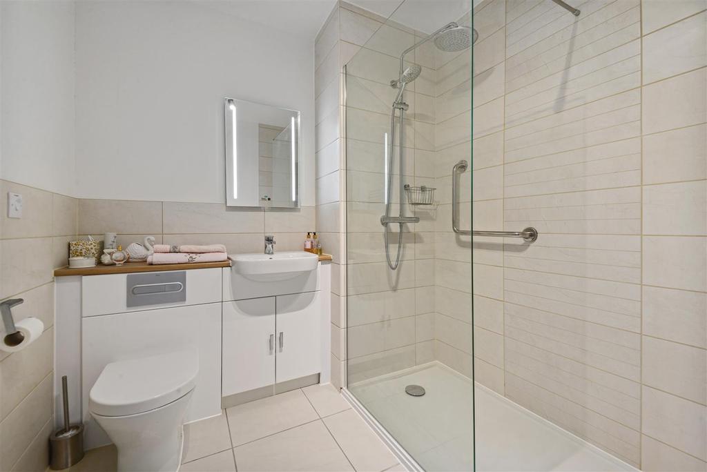 Shower Room.jpg