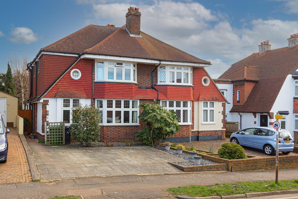 Woodstone Avenue, Stoneleigh 4 bed semidetached house £780,000